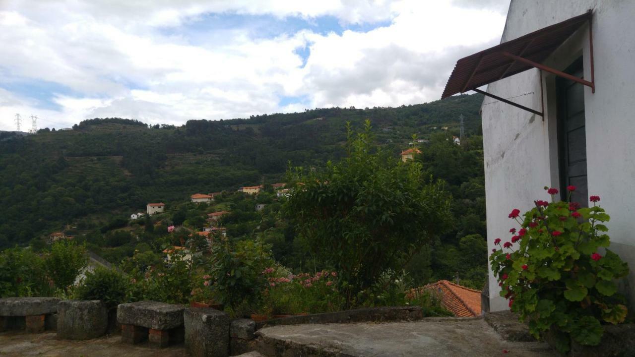 Pensjonat Casa Da Eira - Castanheiras Resende Zewnętrze zdjęcie